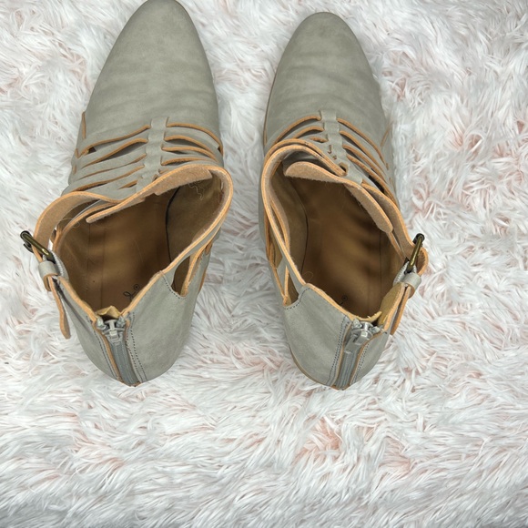 Ankle booties by Cupid size 11 - Picture 2 of 9